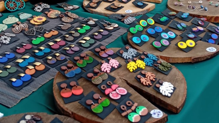 Arriben abiatu da Mendialdeko Azoka Ibiltaria