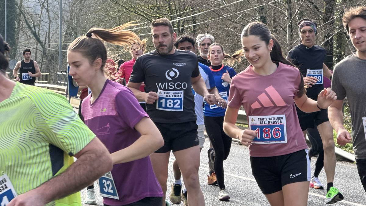 200 parte hartzaile baino gehiago bildu zituen XIX. Araitz eta Beteluko Krosak