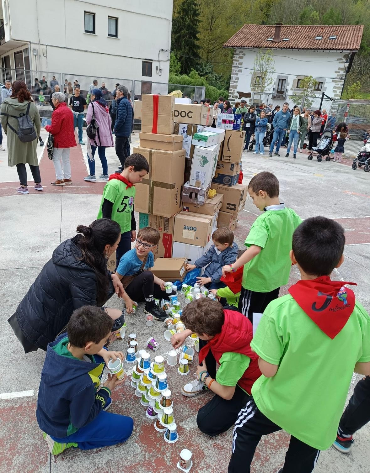 Eskola Festa ospatuko dute Araxes Eskolan bihar