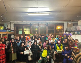 Urteko lehen inauteriek Uitziko kaleak alaitu dituzte