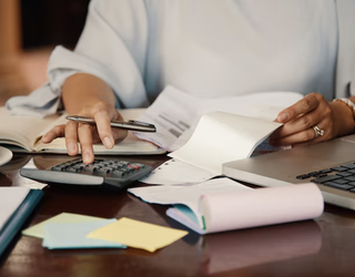 Errenta aitorpena ere euskaraz egiteko deia egin dute UEMAk eta Araitz, Larraun eta Lekunberriko Udalek