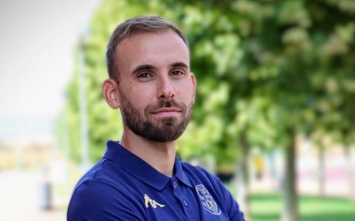 «S.D. Logroñes futbol taldearekin biziko dudan denboraldiaz gozatu nahi dut»