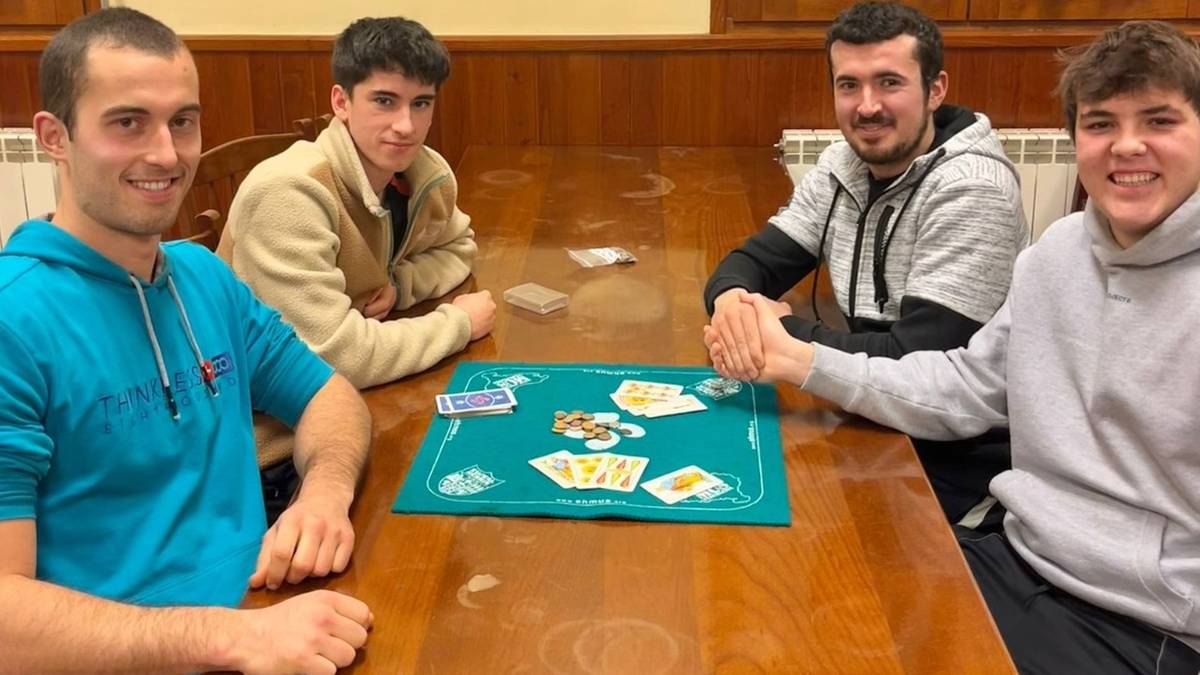 Euskal Herriko XVII. Mus Txapelketa jokatu dute Zigari Elkartean