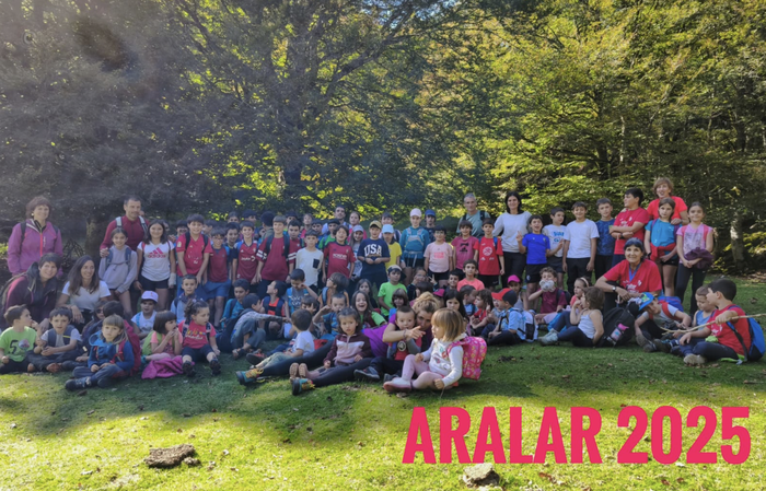 Araxes Ikastetxeko ikasleak Aralarren