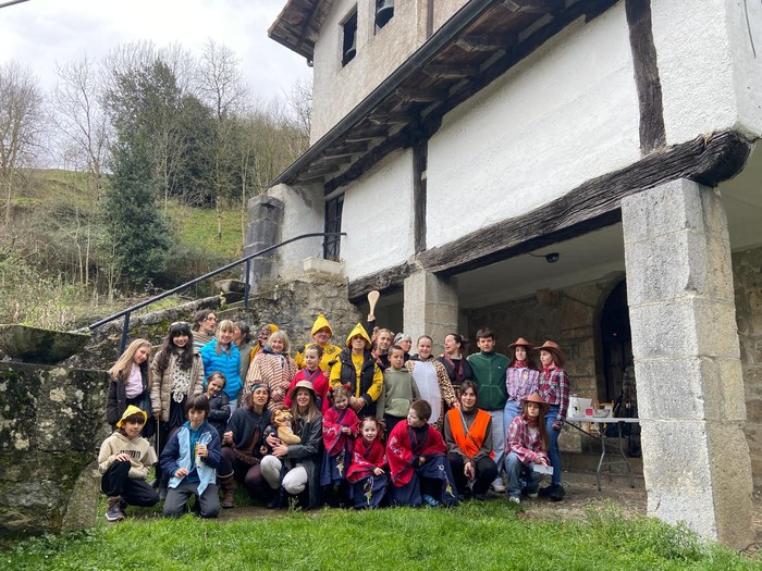 Mozorroak eta irudimena Azpirotzen