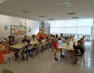 «Jangela Batzordetik hasi gara Araxes eskolako jantokia kudeatzen»