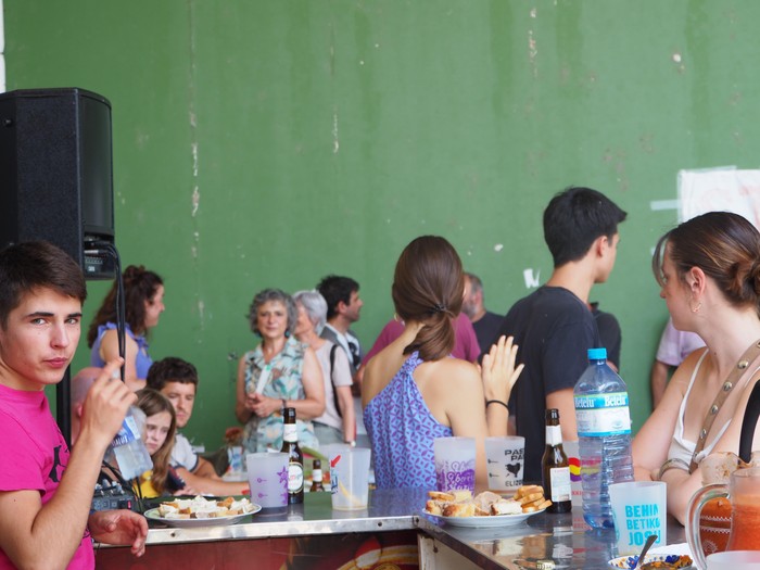 Beste urte batez, Uztegiko festak ederki hasi eta amaitu dituzte