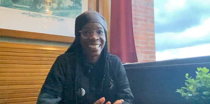 Araitz-Beteluko Euskaraz Bizi taldekoek, bideo laburren kanpaina prestatu dute