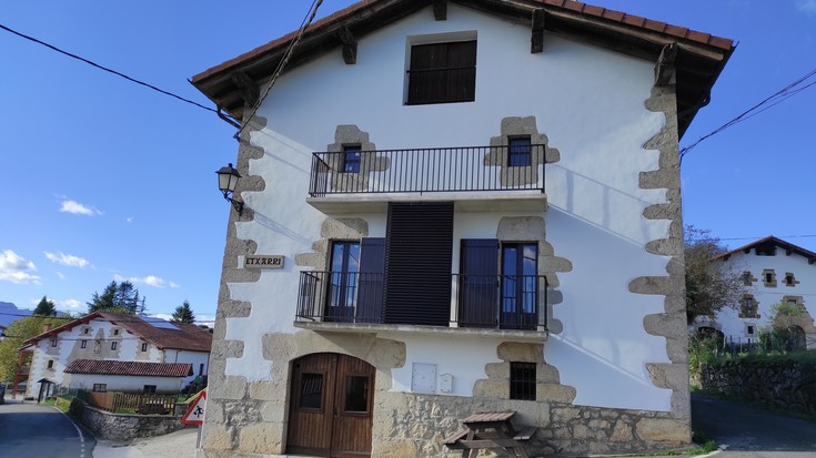 Etxarriko etxebizitza soziala alokairuan jarriko du Larraungo Udalak