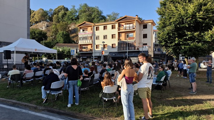 Ane Martijak kontzertua eskaini zuen pasa den larunbatean Lekunberrin