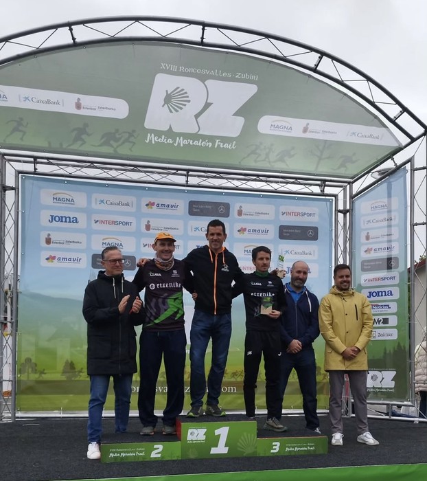 Orreaga-Zubiri XVIII. maratoi erdia irabazi du Raul Amatriain Arraiza uitziarrak