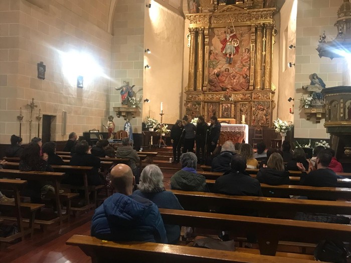 Bertso saio literarioa ospatu dute Arriben