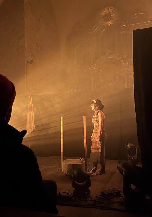 ‘Frankopoleon' antzezlana eskaini dute Azkaraten