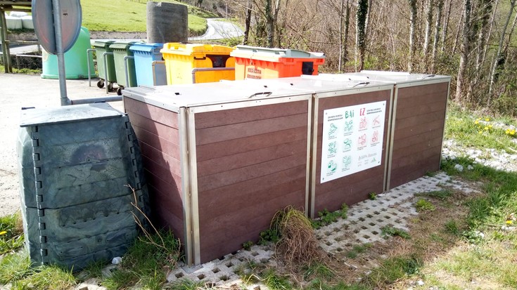 Araxes Garaiko Mankomunitateak hondakin organikoen konpostajean darrai